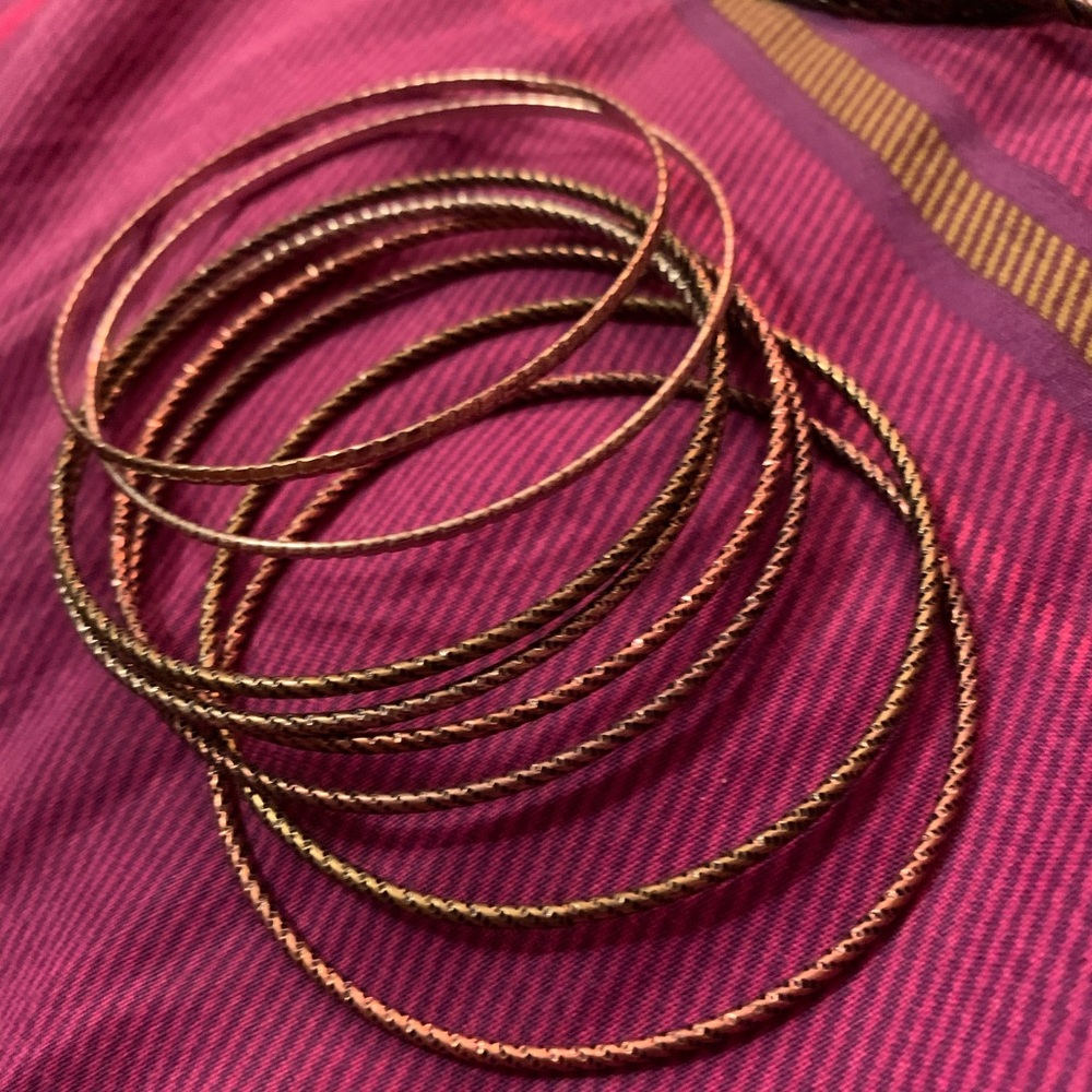 10 bracelets